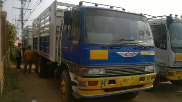ขายรถพ่วง แม่ลูกไม่ดั้ม HINO FM3M เครื่องเดิม M10C 240 แรงม้า เกียร์เดิม สโลว์เดิม คัสซีสวยจัดตลอดเส้น ยางเต็ม ทะเบียนพร้อมโอนครับ