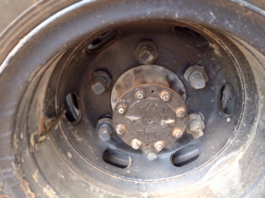 ขายครับ ดั้มกระป๋อง ดั้ม3คิว  ประกอบ100แรง  รถห้างแท้  เกียร์สั้น  รถสวยพร้อมใช้งาน  เอกสารพร้อมโอน  ราคา255000  สนใจด่วนนะครับ