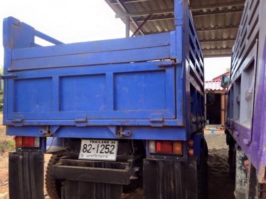 ขายครับ ดั้มกระป๋อง ดั้ม3คิว  ประกอบ100แรง  รถห้างแท้  เกียร์สั้น  รถสวยพร้อมใช้งาน  เอกสารพร้อมโอน  ราคา255000  สนใจด่วนนะครับ