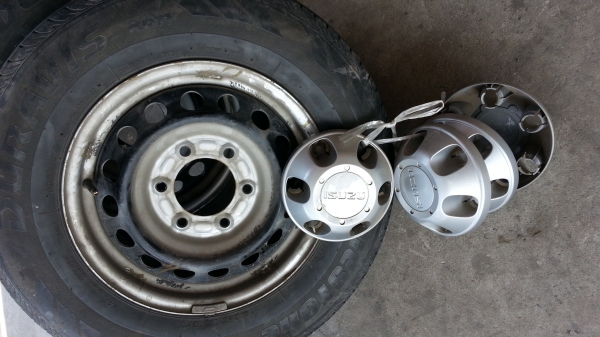 ล้อกะทะพร้อมยางบริสโจนดูราวิส205R15 ปี12