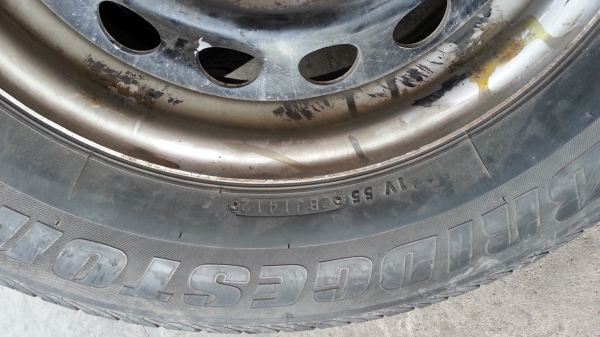 ล้อกะทะพร้อมยางบริสโจนดูราวิส205R15 ปี12 ล้อกะทะพร้อมยางบริสโจนดูราวิส205R15 ปี12