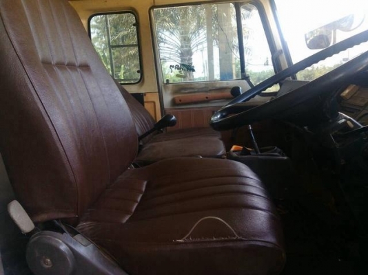 ขาย HINO F18 สองเพลาดั๊ม กระบะเนียม