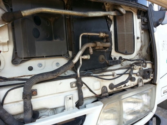 รถอีซูซุ 10 ล้อ หัวลาก GXZ  320 แรงม้า. ปี 48  ( รถวิ่ง 3xx,xxx กว่า กม. )  ( * ขายเฉพาะแม่. )     สนใจติดต่อ  081 - 6079515