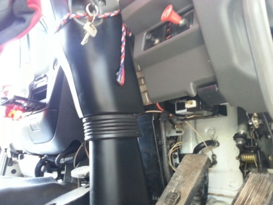 รถอีซูซุ 10 ล้อ หัวลาก GXZ  320 แรงม้า. ปี 48  ( รถวิ่ง 3xx,xxx กว่า กม. )  ( * ขายเฉพาะแม่. )     สนใจติดต่อ  081 - 6079515