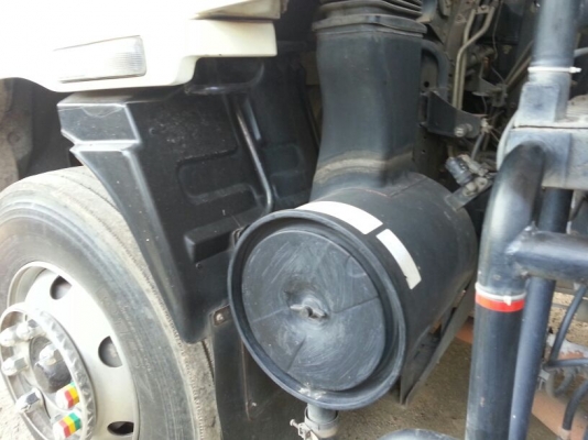 รถอีซูซุ 10 ล้อ หัวลาก GXZ  320 แรงม้า. ปี 48  ( รถวิ่ง 3xx,xxx กว่า กม. )  ( * ขายเฉพาะแม่. )     สนใจติดต่อ  081 - 6079515