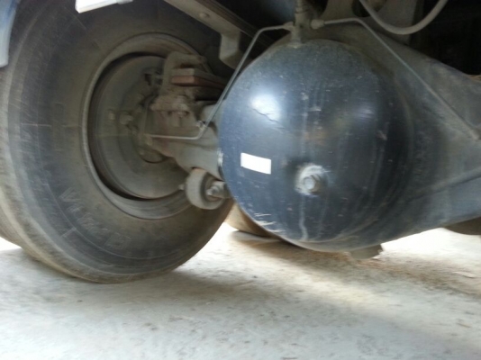 รถอีซูซุ 10 ล้อ หัวลาก GXZ  320 แรงม้า. ปี 48  ( รถวิ่ง 3xx,xxx กว่า กม. )  ( * ขายเฉพาะแม่. )     สนใจติดต่อ  081 - 6079515