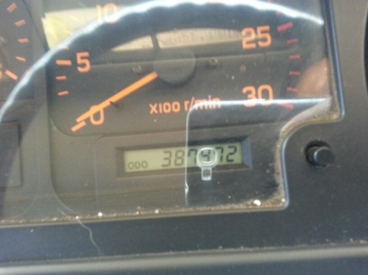 รถอีซูซุ 10 ล้อ หัวลาก GXZ  320 แรงม้า. ปี 48  ( รถวิ่ง 3xx,xxx กว่า กม. )  ( * ขายเฉพาะแม่. )     สนใจติดต่อ  081 - 6079515