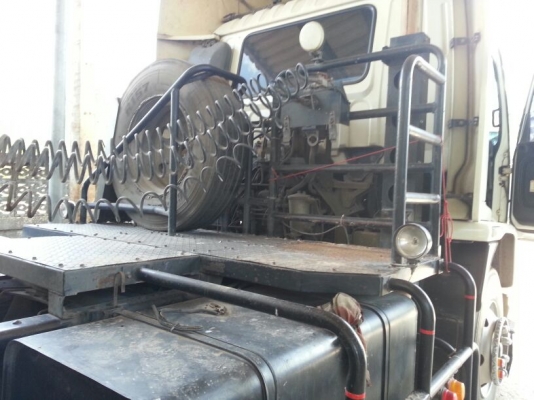 รถอีซูซุ 10 ล้อ หัวลาก GXZ  320 แรงม้า. ปี 48  ( รถวิ่ง 3xx,xxx กว่า กม. )  ( * ขายเฉพาะแม่. )     สนใจติดต่อ  081 - 6079515