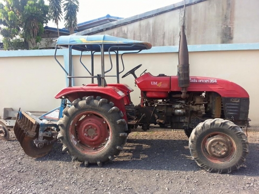 แทกเตอร์ ยูเอ็มไทซันเพาเวอร์ 354  4 WD พร้อมผาน 6 ราคา 68000 ครับ