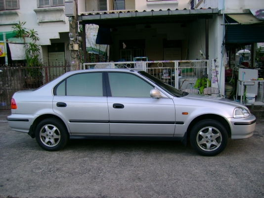 HONDA CIVIC ตาโต ปี 97 เครื่องเดิม เกียร์ธรรมดา ติด LPG สภาพสวย 87,000.-