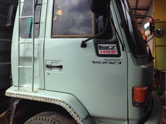 ///ผมเจ้าของ ขายเองไม่ผ่านคัย///ส่วนคัยจะลงเท่าไหร่ไม่ว่ากัน แต่.....ผมขายเองขอแก้ไขๆๆๆ ปรับราคา   แหม่สงสัยไปวันนี้...!!! จากราคา 1,100,000 บาท เหลือ1,000,000 ถ้วนๆ เร็วๆ จบแน่ๆ  ROCKY 240 นางฟ้า สภาพดี พร้อมใช้งานครับ สนใจ บิว 089-7273140