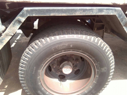 รถฮีโน่  10  ล้อ ( ไม่ดั้ม )  FM227LD  220 แรงม้า.  ปี 33  ( ขายแม่ , ลูก. )     สนใจติดต่อ  081 - 6079515