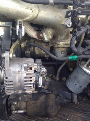 เครื่องคอมมอนเรลพร้อมเกียร์และกล่อง TATA