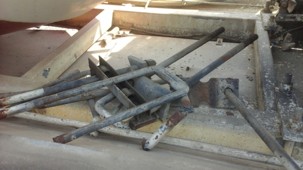 ขายด่วนโม่ปูนตรง6คิวโม่นอนสภาพพร้อมใช้งานถอดออกจากรถ ขายด่วนโม่ปูนตรง6คิวโม่นอนสภาพพร้อมใช้งานถอดออกจากรถ