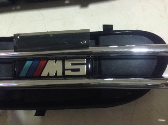 ครีบช่องลมระบายอากาศ BMW Serie 5