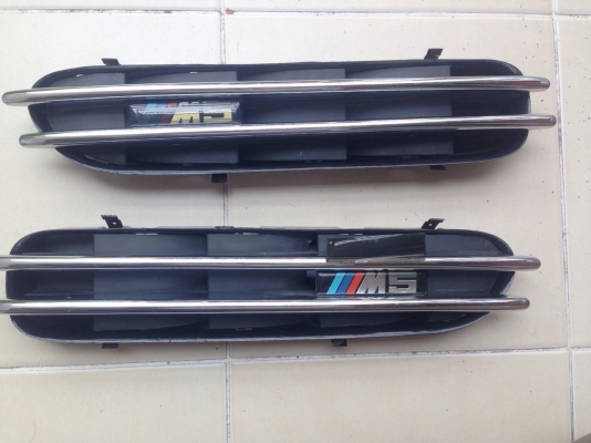 ครีบช่องลมระบายอากาศ BMW Serie 5