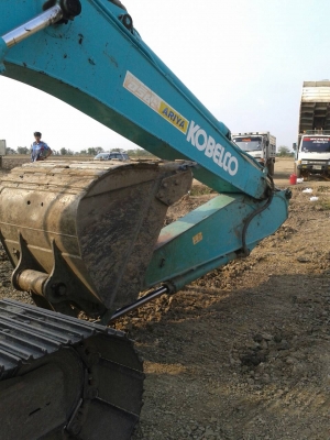 ขายรถแบคโฮ KOBELCO SK.200-8-YN12 เล่มทะเบียน 5623 ช.ม ช่วงล้างเต็ม รถสวย ราคาแค่.2350000 ต่อรอง สนใจโทรด่วน ขายรถแบคโฮ KOBELCO SK.200-8-YN12 เล่มทะเบียน 5623 ช.ม ช่วงล้างเต็ม รถสวย ราคาแค่.2350000 ต่อรอง สนใจโทรด่วน