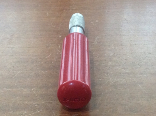 ขายไขควงคัตเตอร์ X-Acto มาพร้อมใบมีด 1 ชุด ขายไขควงคัตเตอร์ X-Acto มาพร้อมใบมีด 1 ชุด