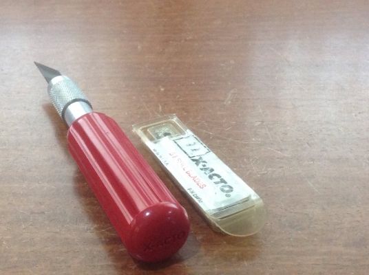 ขายไขควงคัตเตอร์ X-Acto มาพร้อมใบมีด 1 ชุด