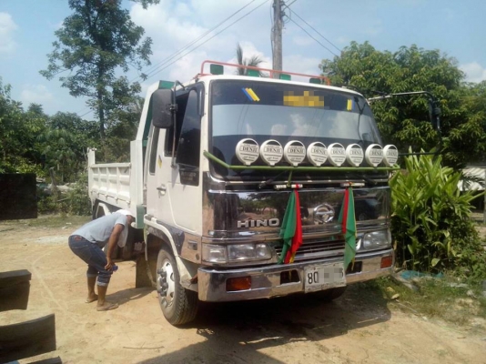 ***ขายแล้วครับขอบคุณ Truck2handขาย HINO KM-110 6ล้อดั้มดิน5คิว บิลด์ใหม่ สวยๆ HINO KM310 หัวสิงไฮเทคFD สวยๆ เครื่องDM100-110HP 6สูบ เครื่องสตาร์ทติด มีเสียงเขกครับ ยังไม่ได้ซ่อม เกียร์ดี ครับ ช่วงล่างใหญ่แล้ว Fหน้า-หลัง คัสซีเดิม สวยๆ ไม่ ***ขายแล้วครับขอบคุณ Truck2handขาย HINO KM-110 6ล้อดั้มดิน5คิว บิลด์ใหม่ สวยๆ HINO KM310 หัวสิงไฮเทคFD สวยๆ เครื่องDM100-110HP 6สูบ เครื่องสตาร์ทติด มีเสียงเขกครับ ยังไม่ได้ซ่อม เกียร์ดี ครับ ช่วงล่างใหญ่แล้ว Fหน้า-หลัง คัสซีเดิม สวยๆ ไม่