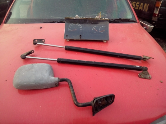 ขายโช็คฝาท้ายรถตู้คู่400 กะจกมองข้าง400