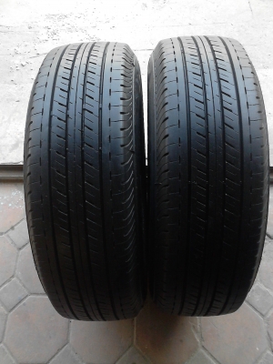 215/70R15 มี 2 เส้น ดอกยาง สวย หนา  โทร.081-427-3941