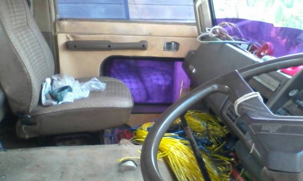 **490,000 บ.ต่อรอง///10ล้อเทเลอร์HINO KT-168** ขาย HINO KT-168 10ล้อ1เพลาเทเลอร์ขึ้น แบคโฮ PC120/รถเกี่ยว HINO KT925 EH700-168HP หัวF-18 เครื่องเดิม เกียร์เดิม เครื่องดี แรงดี ครับ อึด ทน ไม่จุกจิก เกียร์ดี เข้าง่าย ไม่หลุด ช่วงล่างใหญ่ ดี แน่น คัสซีดี สว **490,000 บ.ต่อรอง///10ล้อเทเลอร์HINO KT-168** ขาย HINO KT-168 10ล้อ1เพลาเทเลอร์ขึ้น แบคโฮ PC120/รถเกี่ยว HINO KT925 EH700-168HP หัวF-18 เครื่องเดิม เกียร์เดิม เครื่องดี แรงดี ครับ อึด ทน ไม่จุกจิก เกียร์ดี เข้าง่าย ไม่หลุด ช่วงล่างใหญ่ ดี แน่น คัสซีดี สว