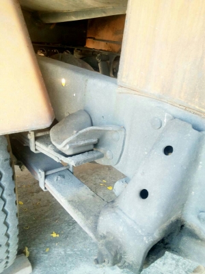 หกล้อ อีซูซุ NKR110ปี35 บรรทุกน้ำและสิ่งปฏิกูล สภาพดีเดิมๆพร้อมใช้งาน ทะเบียนพร้อมโอน