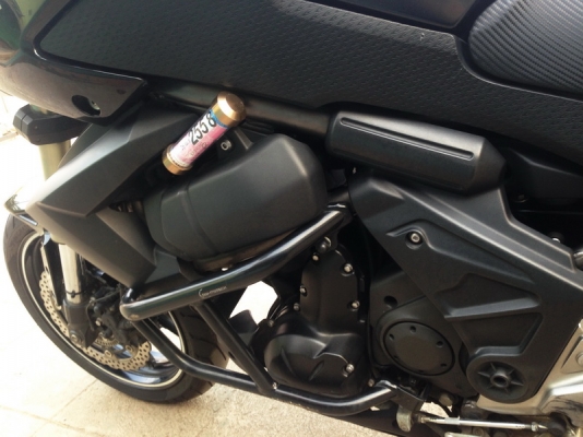 __versys 650 สีดำ กล่อง SHAD ฿185,000__