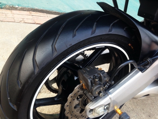 __versys 650 สีดำ กล่อง SHAD ฿185,000__