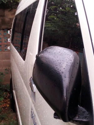 ขายดาวน์รถตู้สภาพใหม่