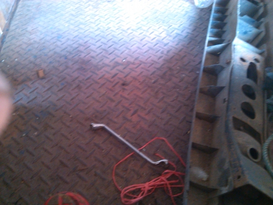 กระบะ6ล้อช่วงสั้นราคาต่อรองได้ครับ