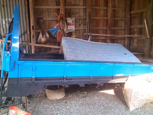 กระบะ6ล้อช่วงสั้นราคาต่อรองได้ครับ