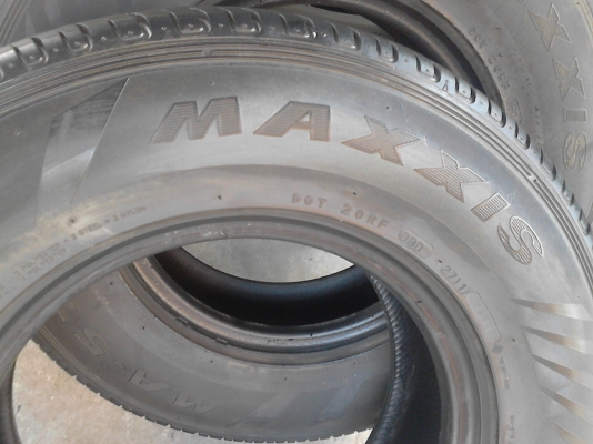 195R14  MAXXIS MA 579  ไม่มีปะ ชุด 4 เส้น tel.081-427-3941