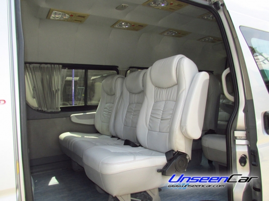 รถตู้ TOYOTA COMMUTER ดีเซลล์ ชุดแต่งวีไอพีเล็กๆ ปี 2007 ราคา 659000 บาท โทร สอบถามเอสารการเช่าซื้อรถได้ที่เซลล์ 0922726669 คุณตันหยงค่ะ