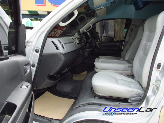 รถตู้ TOYOTA COMMUTER ดีเซลล์ ชุดแต่งวีไอพีเล็กๆ ปี 2007 ราคา 659000 บาท โทร สอบถามเอสารการเช่าซื้อรถได้ที่เซลล์ 0922726669 คุณตันหยงค่ะ