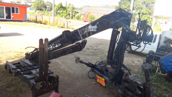 ขายเครนคีบไม้  JONSERED รุ่น  990 ขนาด 7 ตัน (ไม่มีหัวคีบ)