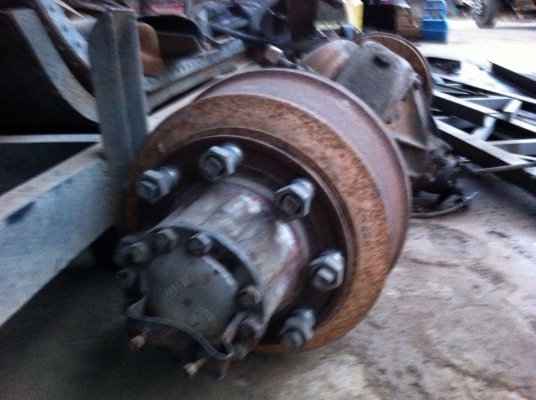 เสื้อเพลาร๊อก175  6 ล้อใหญ่