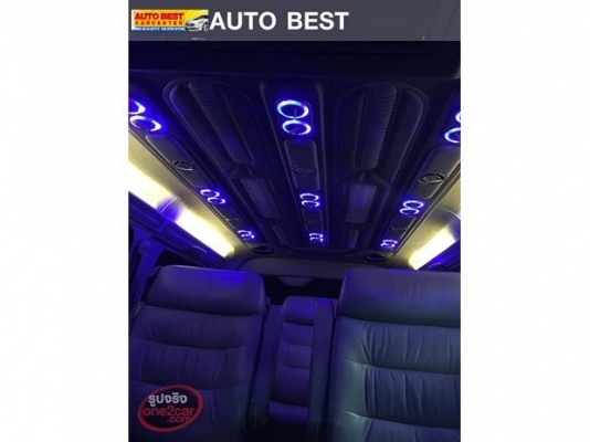 สีขาว, เกียร์อัตโนมัติ สีขาว, เกียร์อัตโนมัติ, แอร์, วิทยุ, ล้อแมกซ์, CD, ABS, AIRBAG คู่, พ.พาวเวอร์, ก.ไฟฟ้า, ซ. ล็อก, เบาะหนังแท้ กระจกมองข้างปรับไฟฟ้า ,ไฟตัดหมอก ,ภายในตกแต่ง VIP ,จอ LCD+TV,เครื่องเสียงชุดใหญ่ ,พาวเวอร์แอมป์ ,ม่านบังแดดรอบคัน ,กุญแจรี