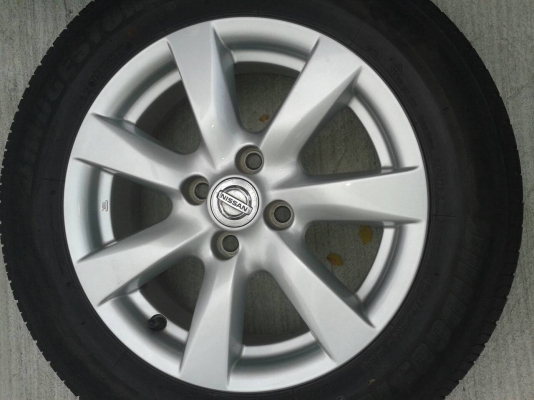 ล้อแม็คเดิม Almela ขอบ 15 พร้อมยางบริสโตนปี12 ล้อแม็คเดิม Almela ขอบ 15 พร้อมยางบริสโตนปี12