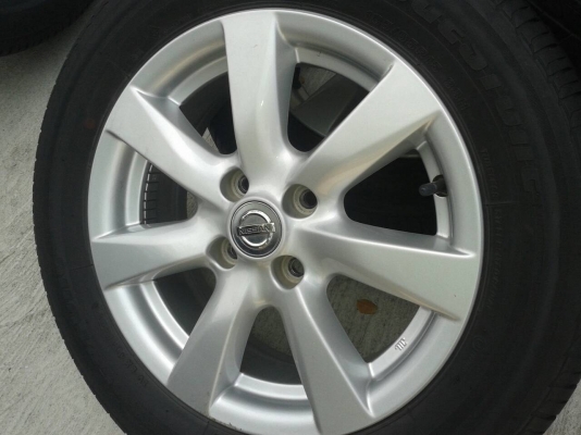 ล้อแม็คเดิม Almela ขอบ 15 พร้อมยางบริสโตนปี12 ล้อแม็คเดิม Almela ขอบ 15 พร้อมยางบริสโตนปี12