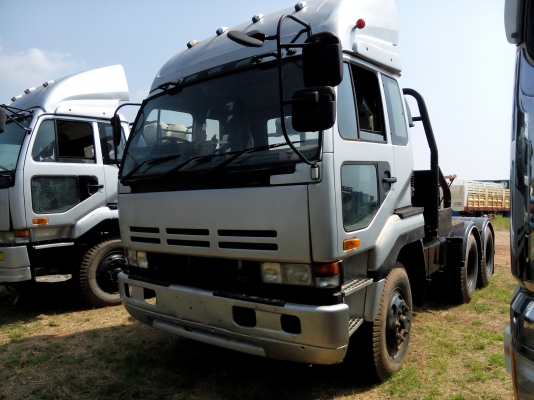 ขายหัวลาก NISSAN UD เครื่องระบบน้ำมัน รถใหญ่ แข็งทนพร้อมใช้ พร้อมทะเบียน คุ้มค่า ขายตามสภาพ หรือเก็บงานใหม่ สนใจติดต่อ
