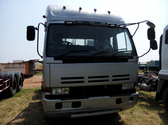 ขายหัวลาก NISSAN UD เครื่องระบบน้ำมัน รถใหญ่ แข็งทนพร้อมใช้ พร้อมทะเบียน คุ้มค่า ขายตามสภาพ หรือเก็บงานใหม่ สนใจติดต่อ