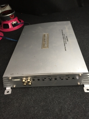 ขาย power 4ch digital audio builder AUBU-460 1 ตัว พร้อมลำโพงเสียงกลาง koma 6 นิ้ว 1 คู่ ราคา 3500 บาท