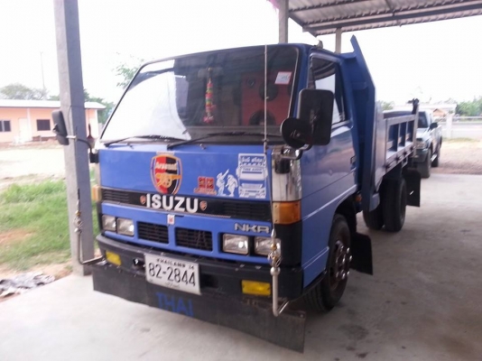 ขายดั้ม3คิว ISUZU NKR88แรง เครื่องดี แคชซีสวย ยางใหม่ ภายในสวย มีแอร์ มีเครื่องเสียงชุดใหญ่ สภาพสวยพร้อมใช้งาน เอกสารพร้อมโอน สนใจโทร 090-8588220คุณนะ 093-3258446คุณบิว ID:narong498 หรือ www.truck.in.th/498 หรือเพจFacebook ณรงค์ ซื้อขายรถมือสอง (เว็บไซต์ส