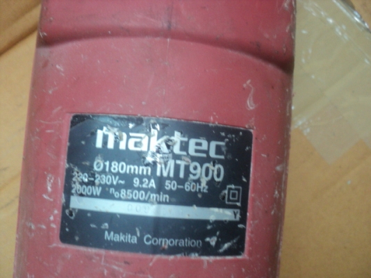 เครื่องตัดกระเบื้อง Maktec 7นิ้ว700บาท เครื่องตัดกระเบื้อง Maktec 7นิ้ว700บาท