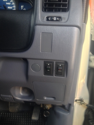 TOYOTA HILUX TIGER 3.0