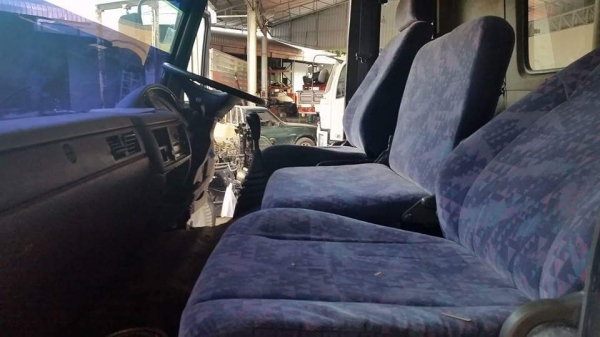 NISSAN CWM454  320 แรงม้า สภาพพร้อมใช้งาน มี 2คัน