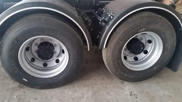 NISSAN CWM454  320 แรงม้า สภาพพร้อมใช้งาน มี 2คัน