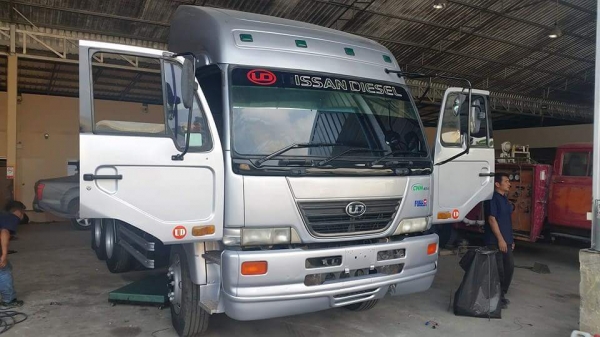 NISSAN CWM454  320 แรงม้า สภาพพร้อมใช้งาน มี 2คัน